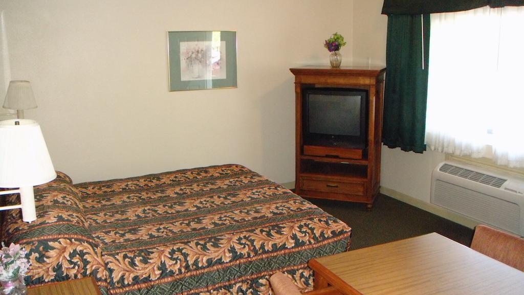 Parkside Inn فريسنو الغرفة الصورة