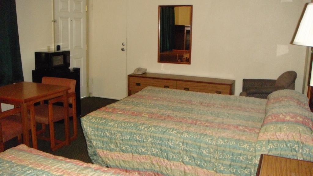 Parkside Inn فريسنو الغرفة الصورة
